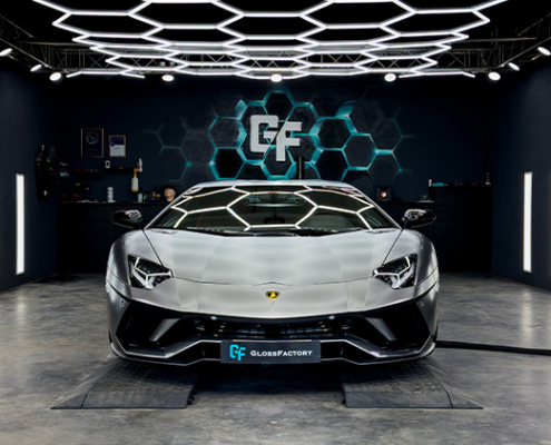 Lamborghini aufbereitet frontal