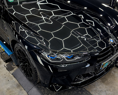 PPF Folierung auf schwarzem Lack